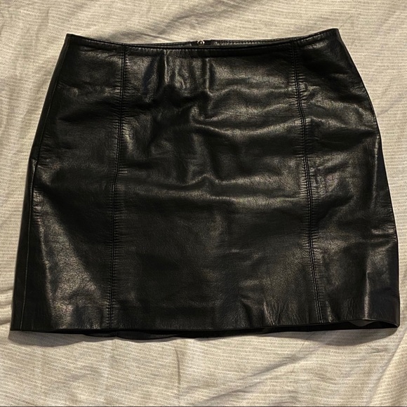 BCBG LEATHER SKIRT - Picture 1 of 4